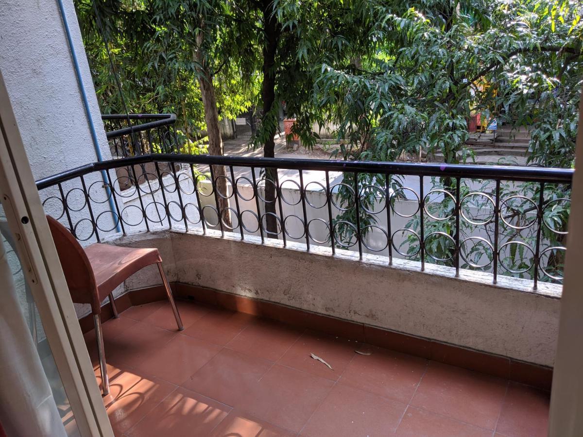 Suryavilla Hotel Pune Exterior foto